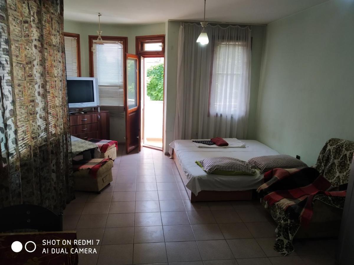 Apartment Center Varna Eksteriør billede